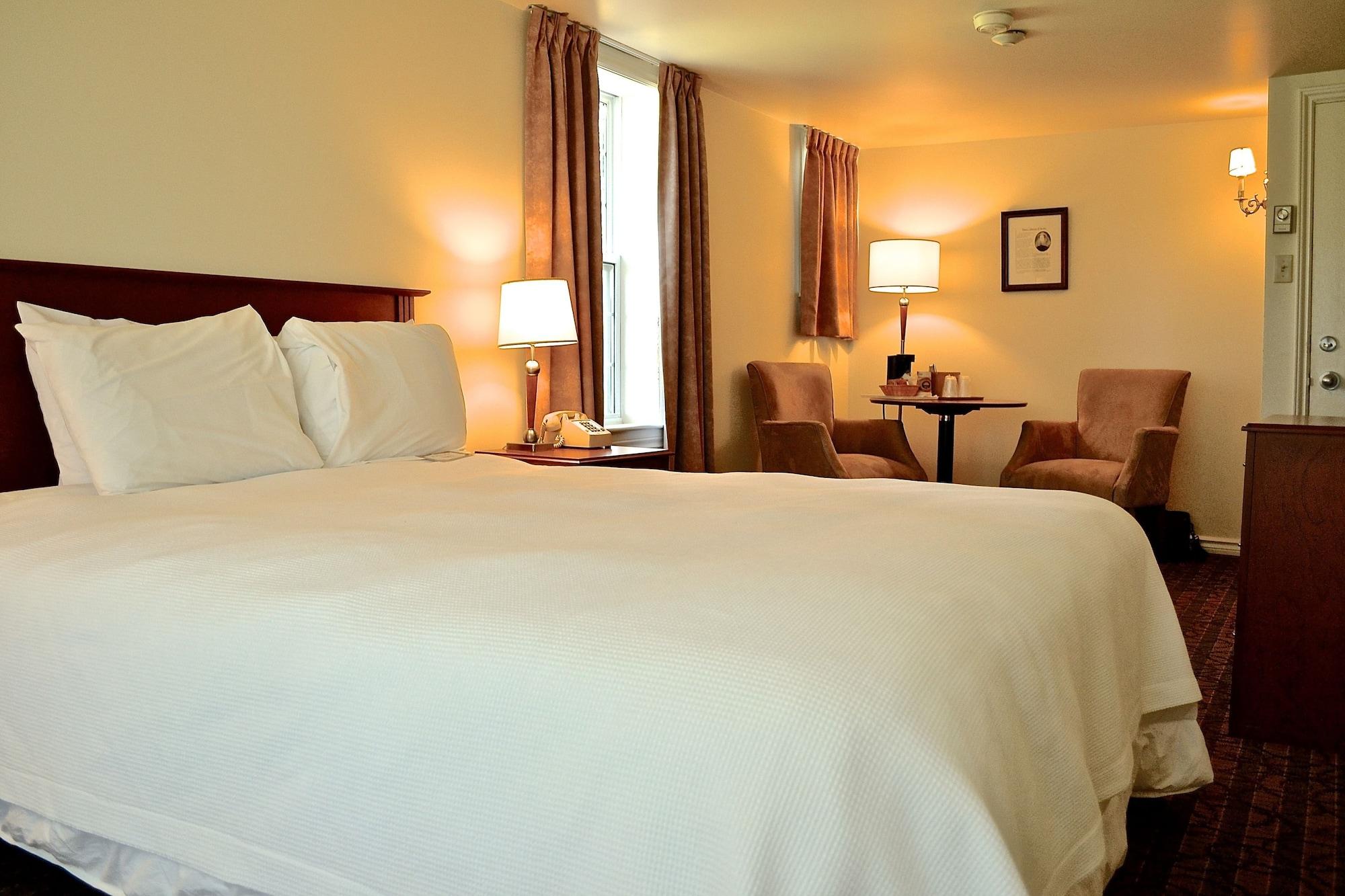 Inverary Resort Baddeck Inlet エクステリア 写真
